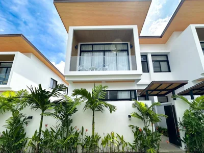 Villa con tre camere da letto — Goldena Residence Private Pool Villas